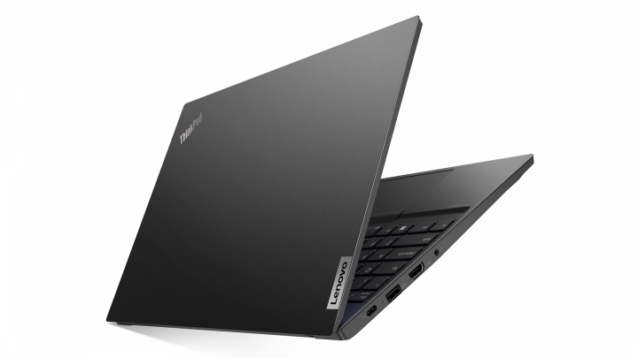 ThinkPad E15 G4 W11P (intel) - widok klapy lewej strony