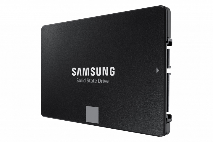 Dysk SSD Samsung 870 EVO 1000GB MZ-77E1T0B 25 - widok z góry złącza
