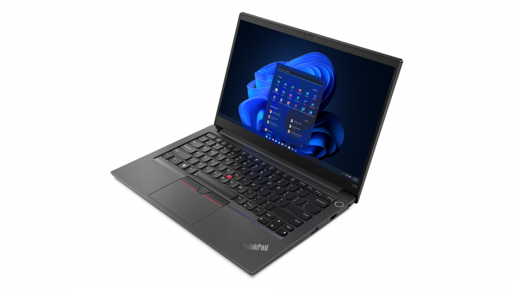 ThinkPad E14 G4 W11P (AMD) - widok frontu prawej strony