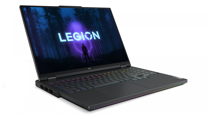 Legion Pro 7 16IRX8 RGB 10