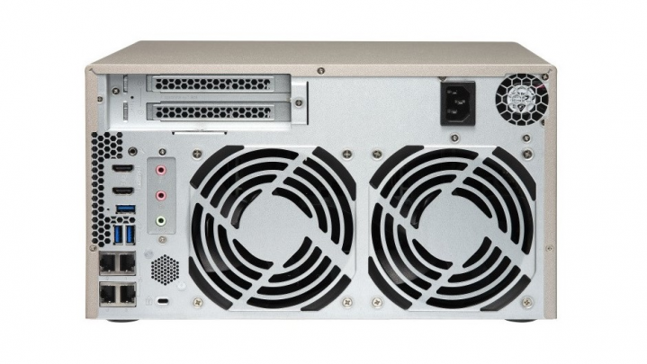 Serwer NAS QNAP TVS-873e-4G - widok tyłu