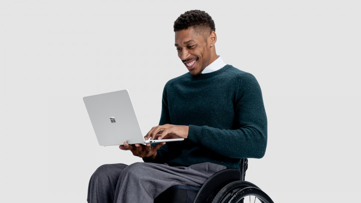 Microsoft Surface Laptop 13 intel Platynowy 4