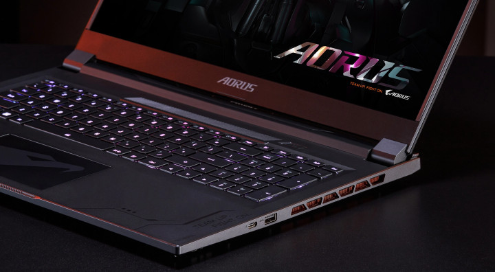 Aorus 17X AZF 4