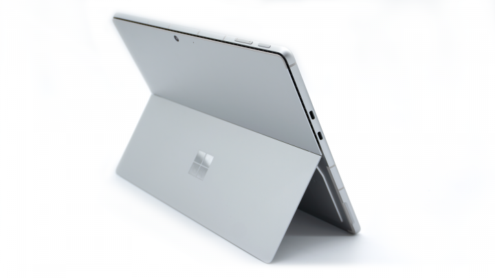 OUTLET Microsoft Surface Pro 11 ZFB-00009 X Elite X1E-80-100 Touch 6