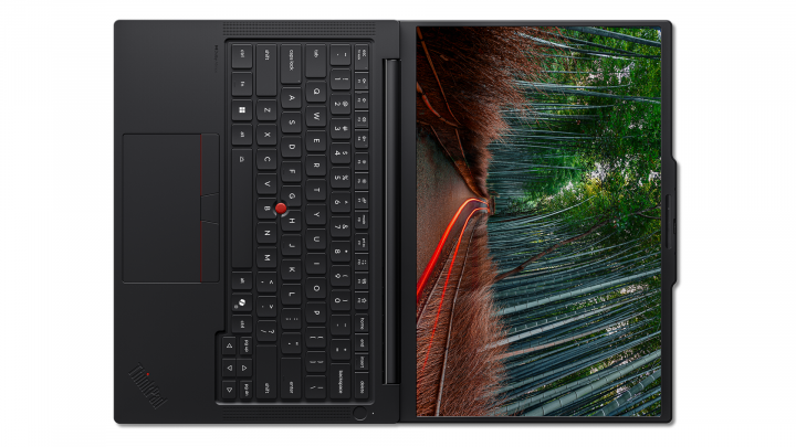 Mobilna stacja robocza Lenovo ThinkPad P14s Gen 7 AMD - widok z góry