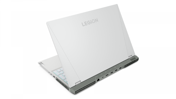 Legion 5 Pro 16ARH7H white - widok prawej strony
