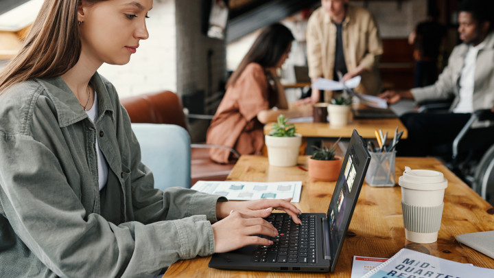 ThinkPad T14s Gen 6 5