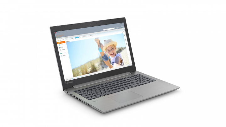 Laptop Lenovo IdeaPad 330-15IKB szara pokrywa - widok frontu lewej strony