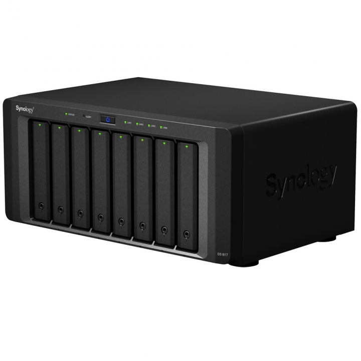 Serwer NAS Synology DS1817 - widok frontu prawej strony