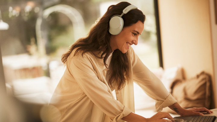 Jabra Evolve3 85 Stereo Warm Gray 5