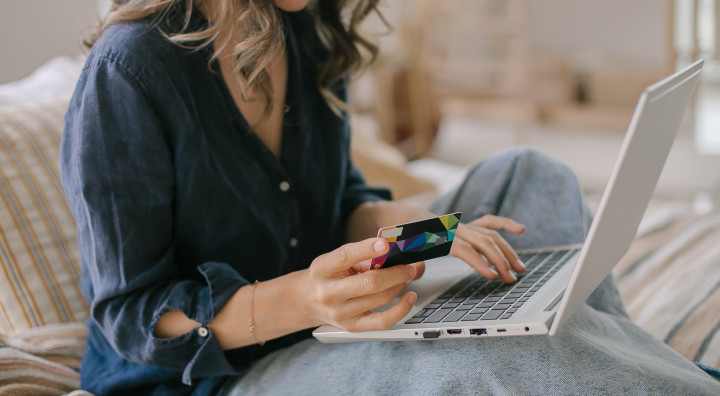 Czy warto czekać na Cyber Monday? Porównujemy promocje na przestrzeni lat 4