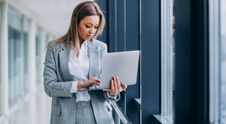 Laptop biznesowy do pracy… i do grania? Fakty i mity 4