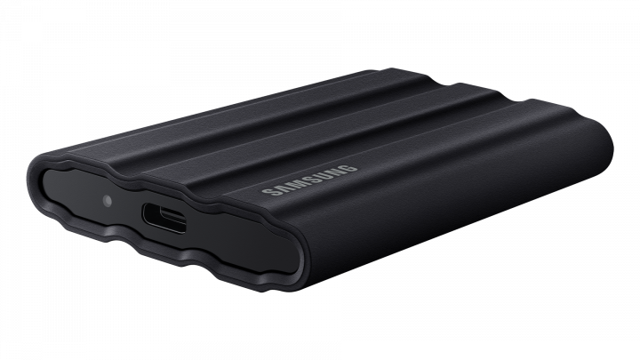 Samsung T7 Shield 1000GB USB 3.2 IP65 Czarny - MU-PE1T0S/EU - widok lewej strony2