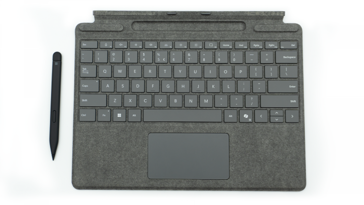 OUTLET Etui z klawiaturą Microsoft Surface Pro Signature Type Cover z klawiszem Copilot + Slim Pen 2 