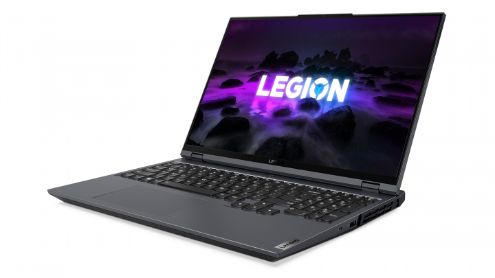 Legion 5 Pro 16ITH6H - widok frontu prawej strony