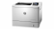 HP Color LaserJet Enterprise M553n - B5L24A - widok frontu prawej strony