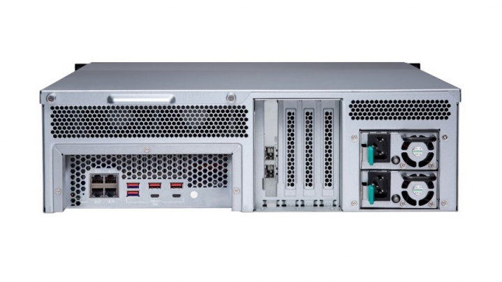 Serwer NAS QNAP TS-1683XU-RP-E2124-16G - widok tyłu