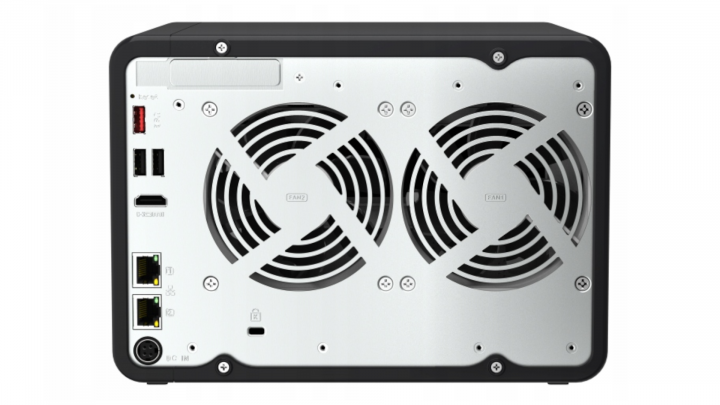 Serwer NAS QNAP TS-664-8G 2