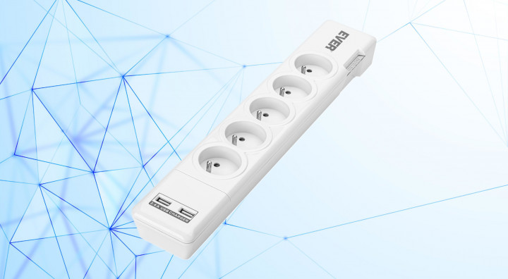 Listwa antyprzepięciowa EVER ELITE USB 1,5m TLZ11-ELI0150000 front