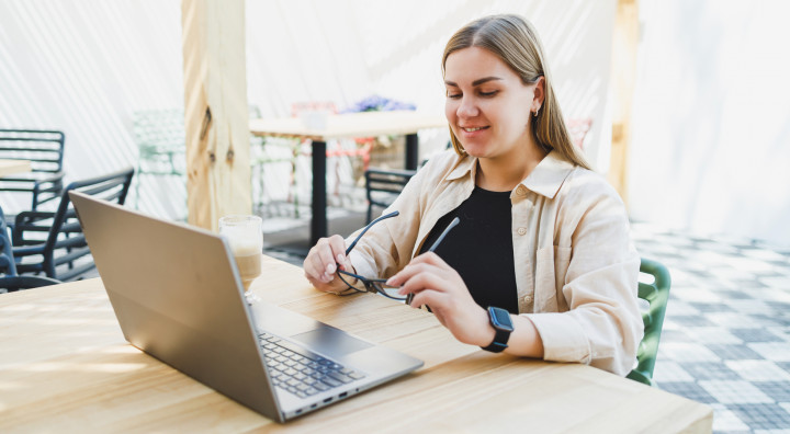  Laptop biznesowy vs laptop konsumencki 2