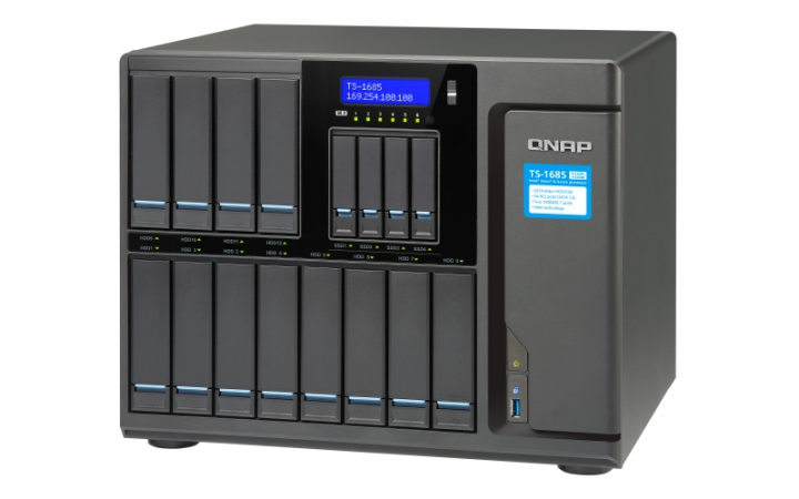Serwer NAS QNAP TS-1685-D1521 - widok frontu prawej strony