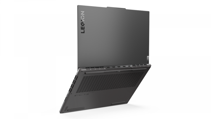 Laptop Lenovo Legion Slim 7 Gen 8 16IRH8 (RGB BK KEYB) 4