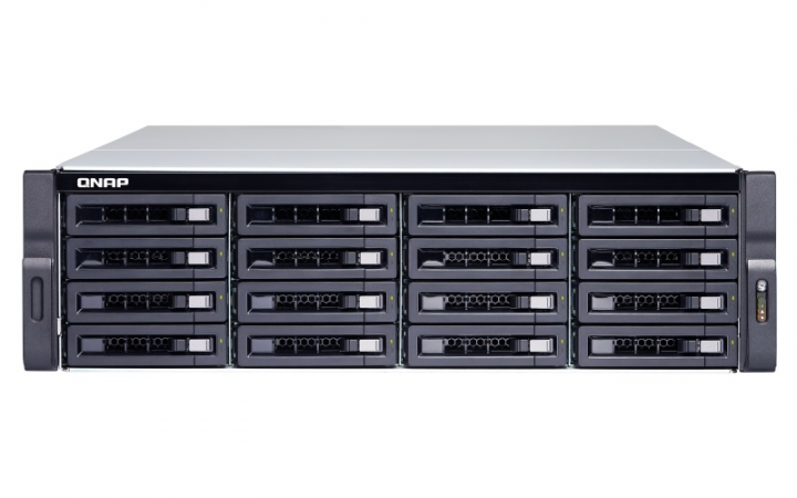 Serwer NAS QNAP TVS-1672XU-RP - widok frontu