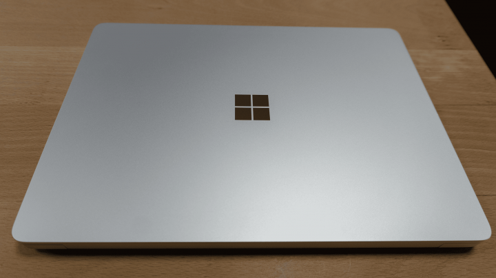 OUTLET Microsoft Surface Laptop 7 13,8" Platynowy 12