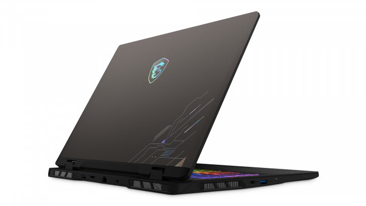 Laptop MSI Crosshair 16 HX D14V 5