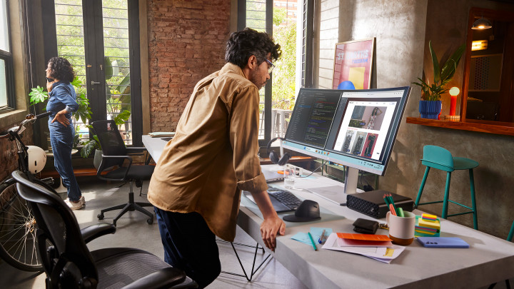 Monitor HP S7 Pro 8K167AA - Zakrzywiona konstrukcja i komfort pracy 
