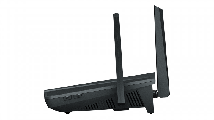 Router Synology RT6600ax - widok prawej strony