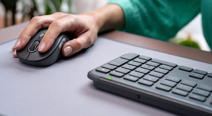 Logitech Signature Slim Combo MK950 for Business 7