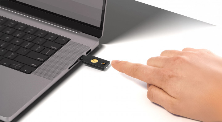 Yubico YubiKey 5C NFC FIPS USB-C 2