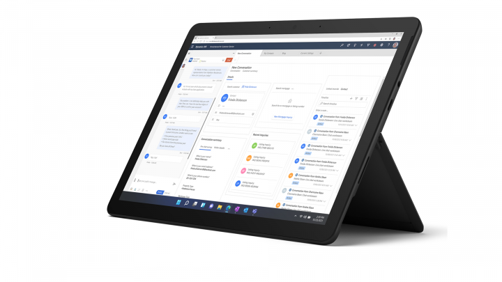 Surface GO 3 W11P czarny
