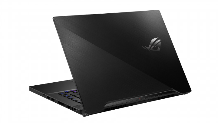 RoG Zephyrus M15 czarny NoOs