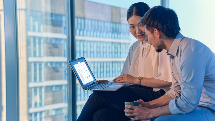 HP EliteBook 8 G1a 16 3