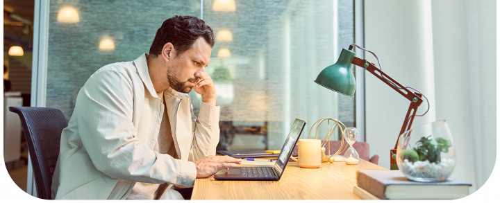 Laptop HP EliteBook X G1i 14 B9ZY4ET - AI, które myśli szybciej, byś Ty działał skuteczniej. 7