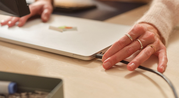 Monitor EIZO FlexScan EV3240X biały 3