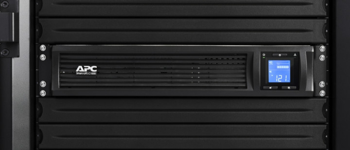 UPS APC smc1000i-2uc 1000VA 4