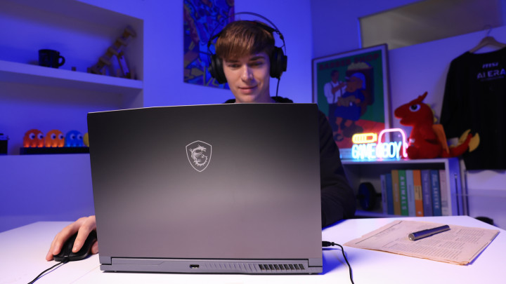MSI Thin A15 B7V 5