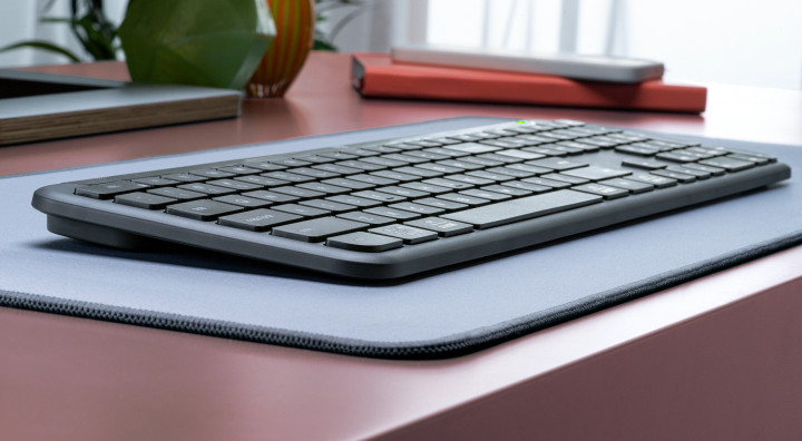 Logitech Signature Slim Combo MK950 for Business 8