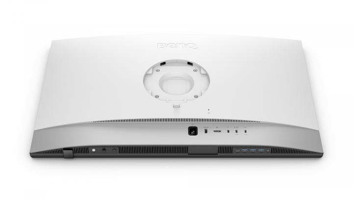 Monitor BenQ PD3226G 9H.LMVLA.TBE 31,5" 4K UHD IPS 144Hz 1ms USB-C Dock 90W - widok portów