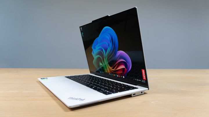 Laptop Lenovo ThinkPad X9-15 Gen 1 Aura Edition Biały 8