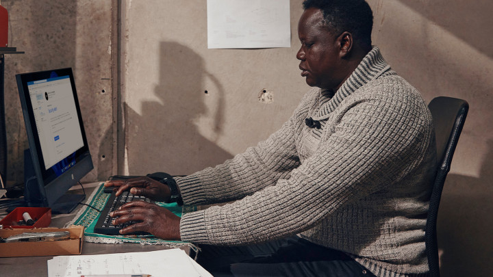 Komputer AiO HP ProOne 240 G10 5