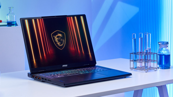 MSI Vector 18 HX AI A2XW 4