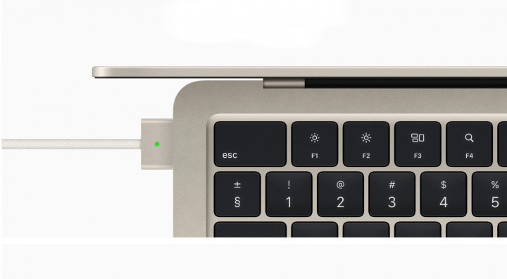 Apple MacBook Air 13 MLY M2 Księżycowa Poświata 4