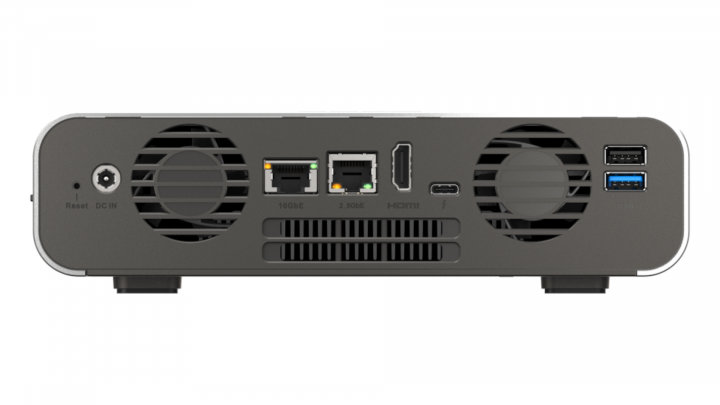 Serwer NAS QNAP TBS-h574TX-i3-12G 2