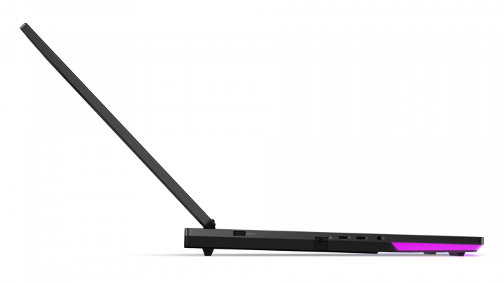 Laptop Lenovo Legion 9 Gen 10 18IAX10 (RGB BK) Eclipse Black 3