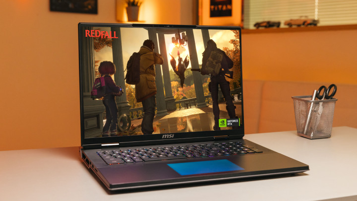 MSI Titan 18 HX AI A2XW 4