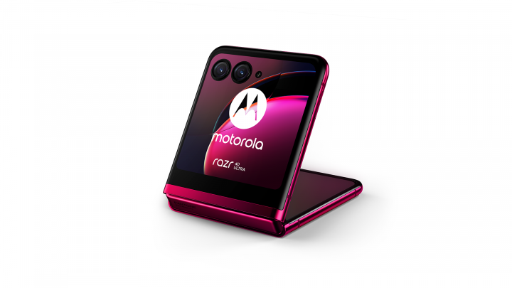Motorola razr 40 ultra 5G And13 Viva Magenta 2